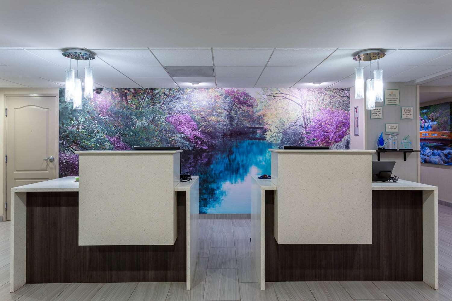 La Quinta Inn & Suites by Wyndham Effingham 3/23