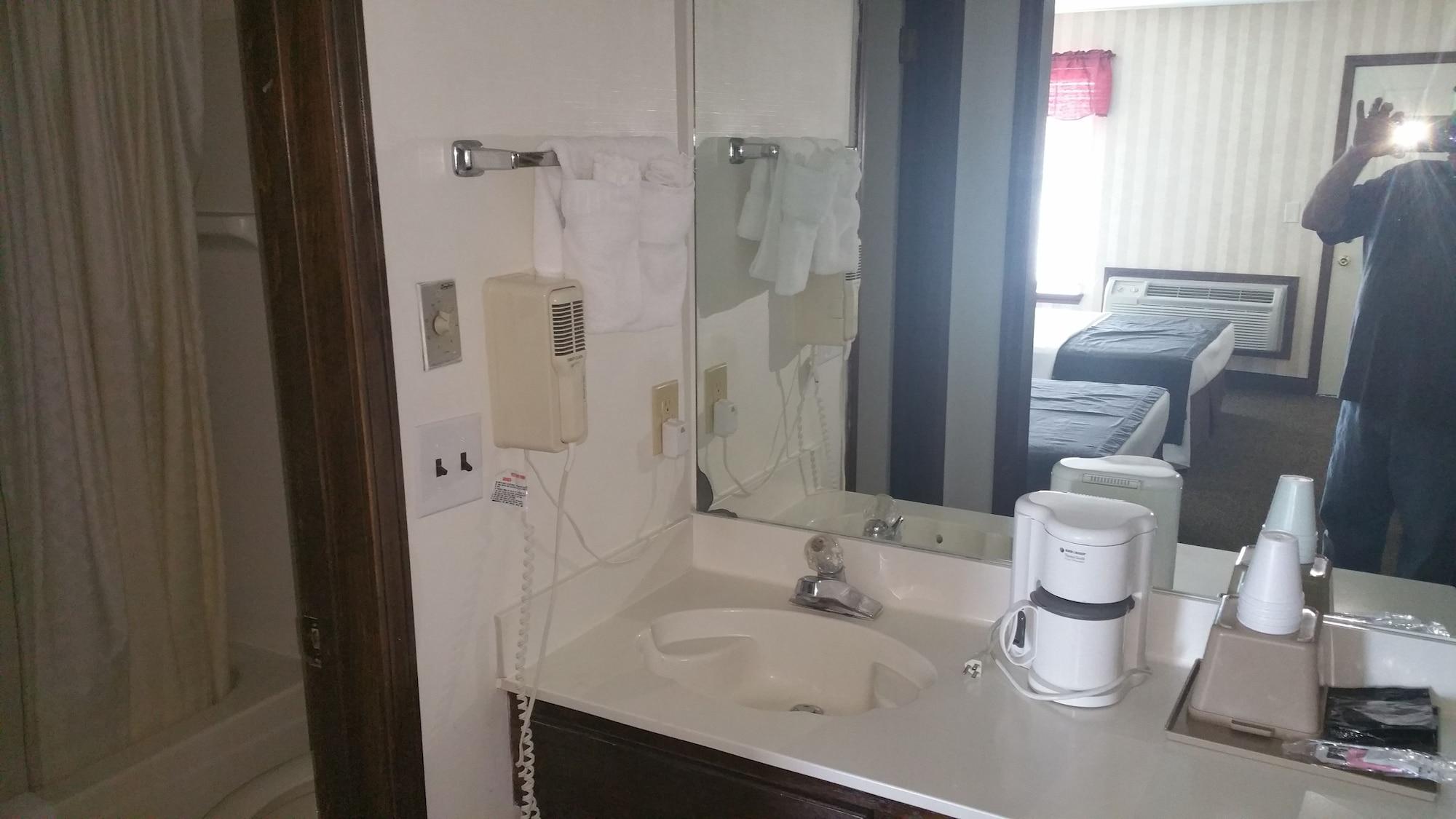 Victorian Inn 24/26