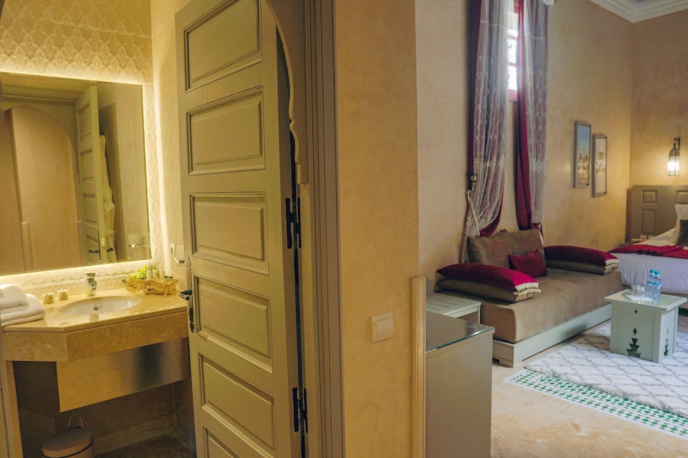 Riad Zidania 31/74