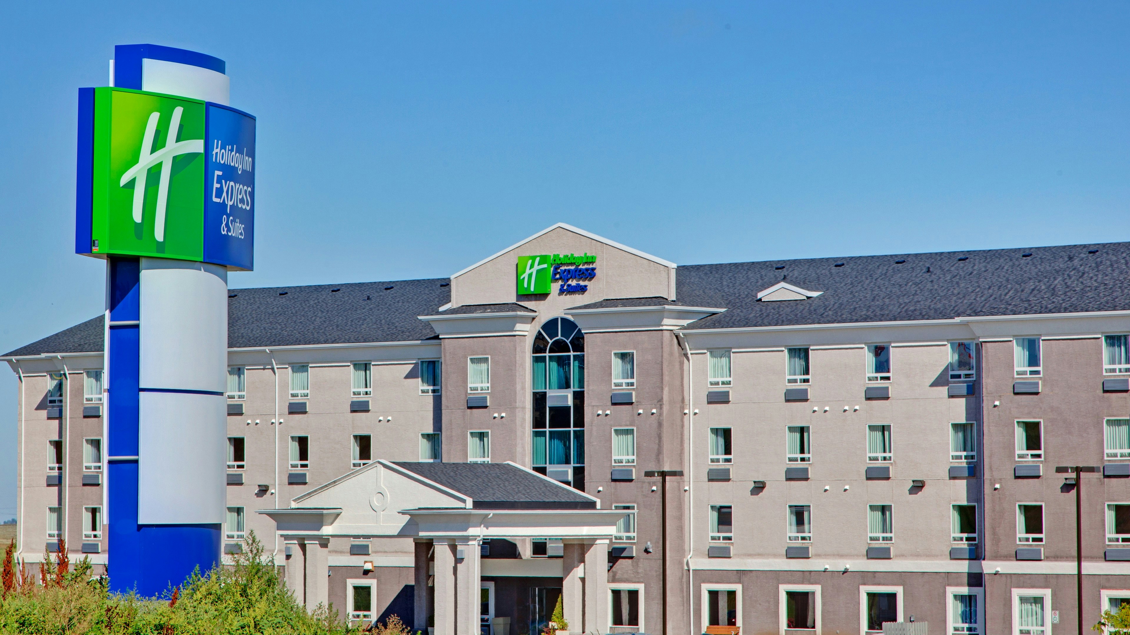 Holiday Inn Express Hotel Suites Swift Current 4/74