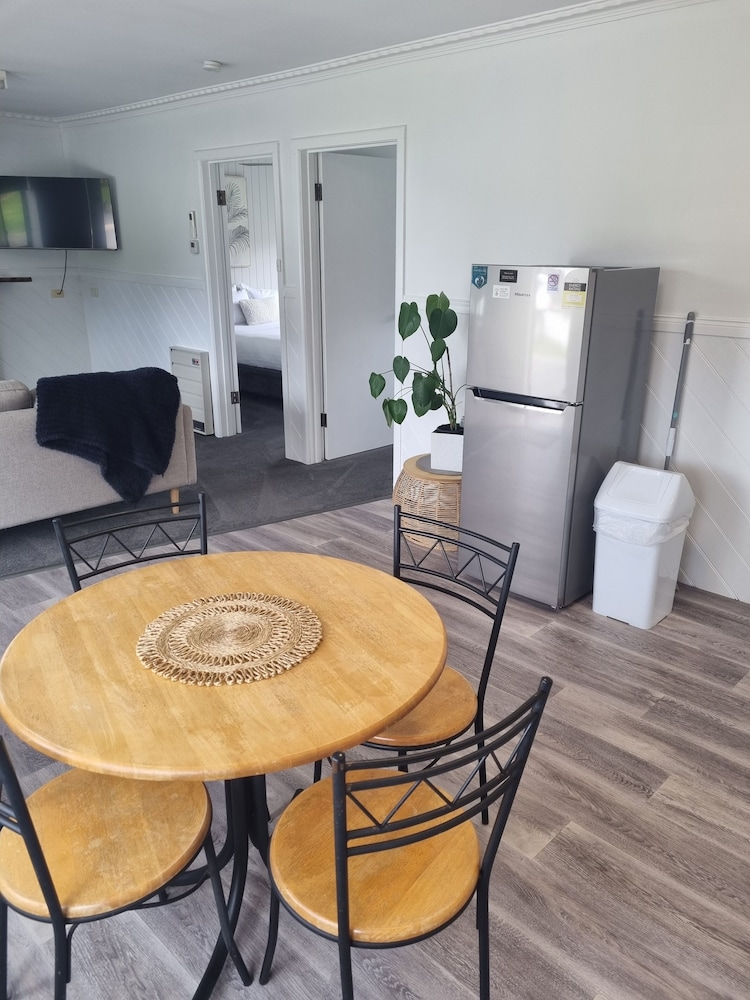 Georges Bay Apartments 26/50
