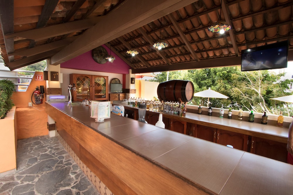 Decameron Los Cocos Guayabitos Ramada All Inclusive Resort 9/49
