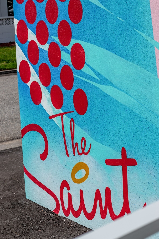 The Saint Hotel 45/50