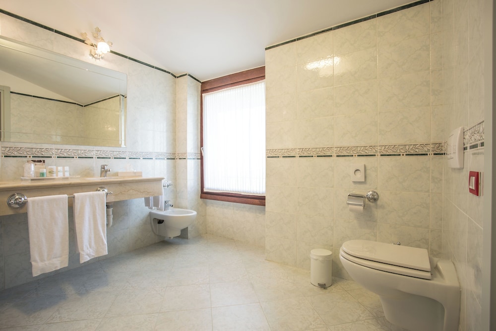 Hotel Spiaggia D Oro 52/54
