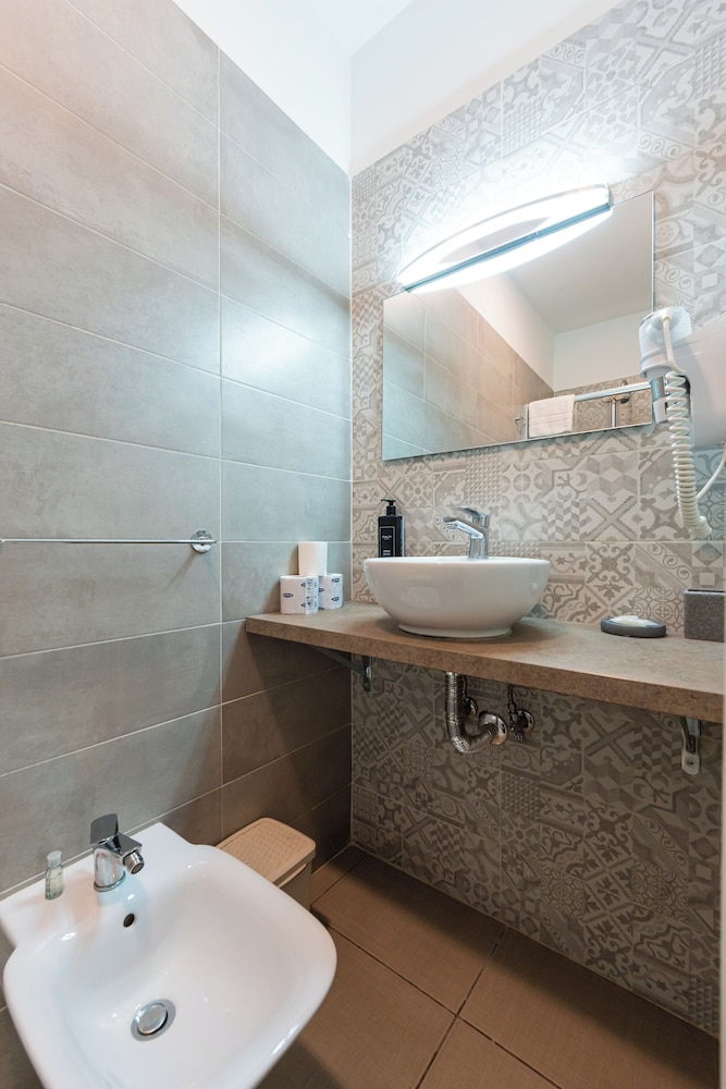 Hermes Inn Apartments Napoli 18/20