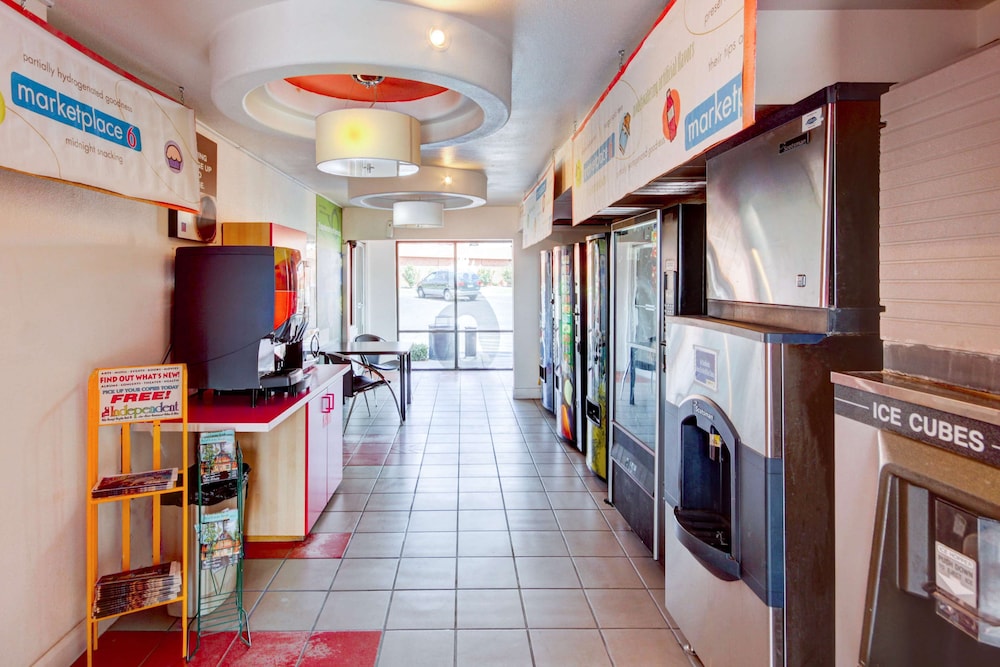 Motel6 Saint George, UT - University/Historic Downtown 37/53