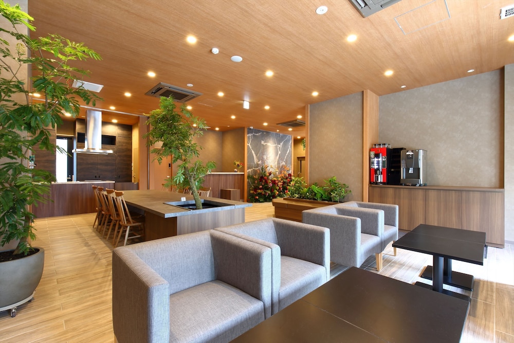 Luxcare Hotel Osaka 44/53