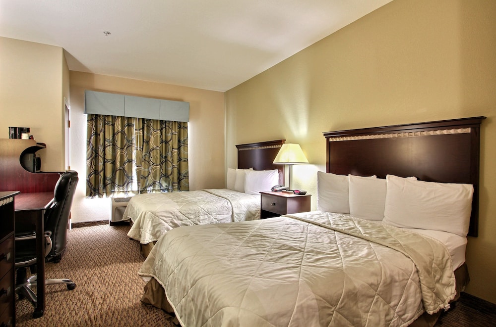 Magnolia Inn Suites 18/50