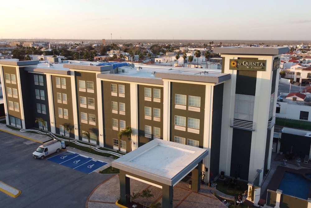 La Quinta by Wyndham Reynosa 43/58