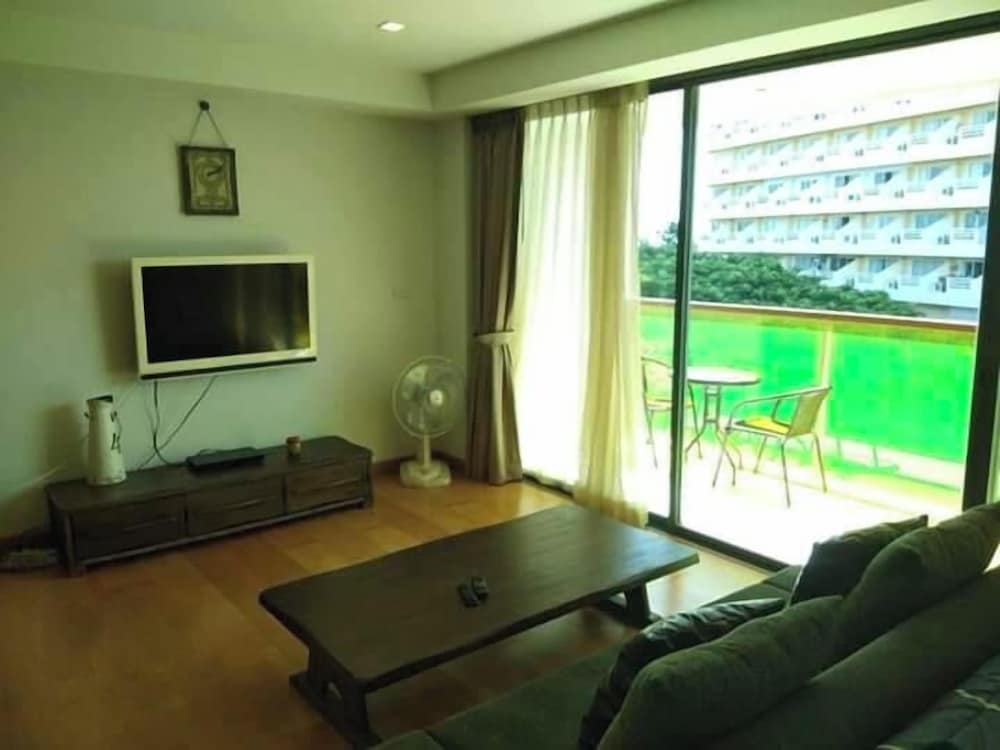 Silathip Huahin Serviced Apartment & Hotel 60/72