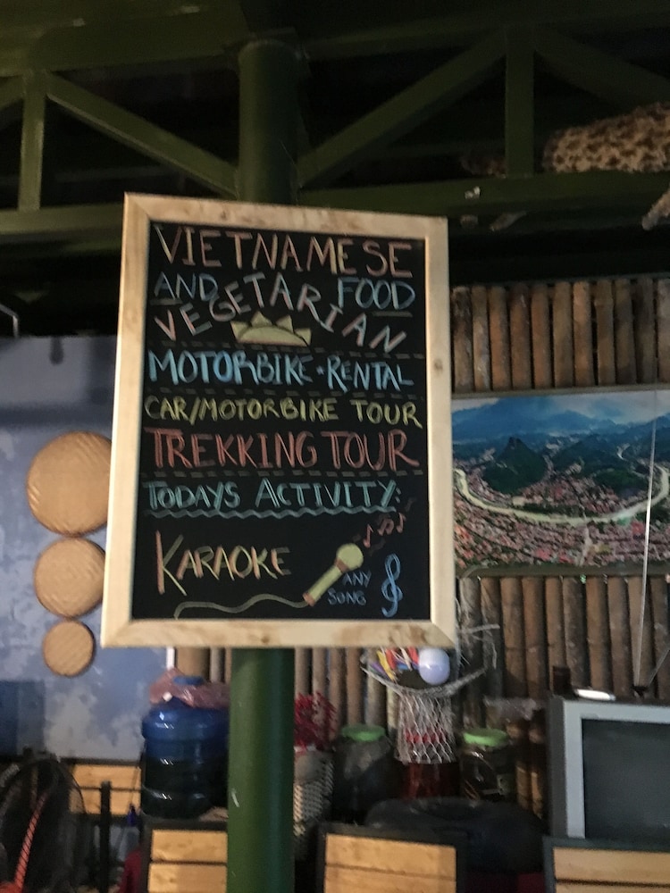 Green Hill Hostel & Homestay 4/30