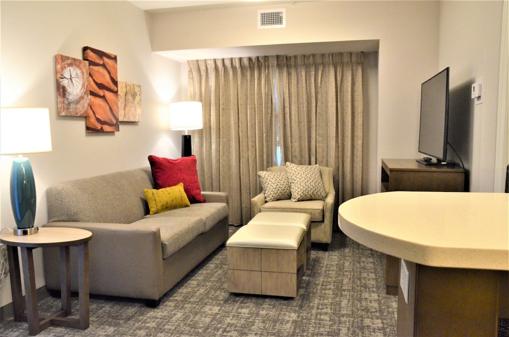 Staybridge Suites Hillsboro South 55/76
