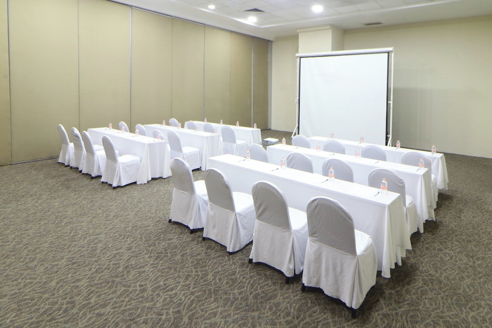 Holiday Inn Express Ciudad Del Carmen 38/50