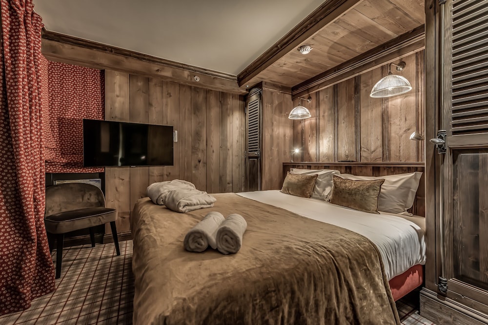 LE VAL D'ISERE 16/50