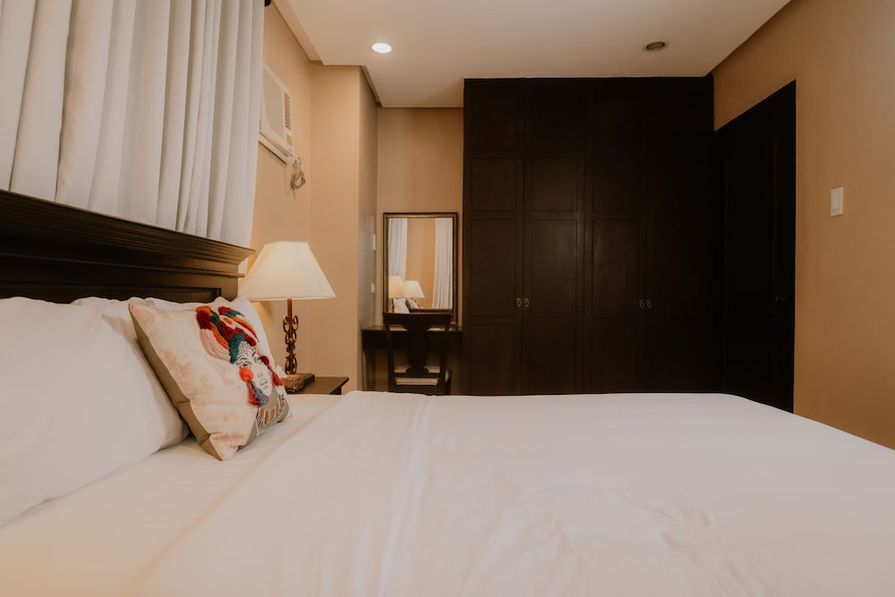 Sta. Barbara Residence Hotel 30/59