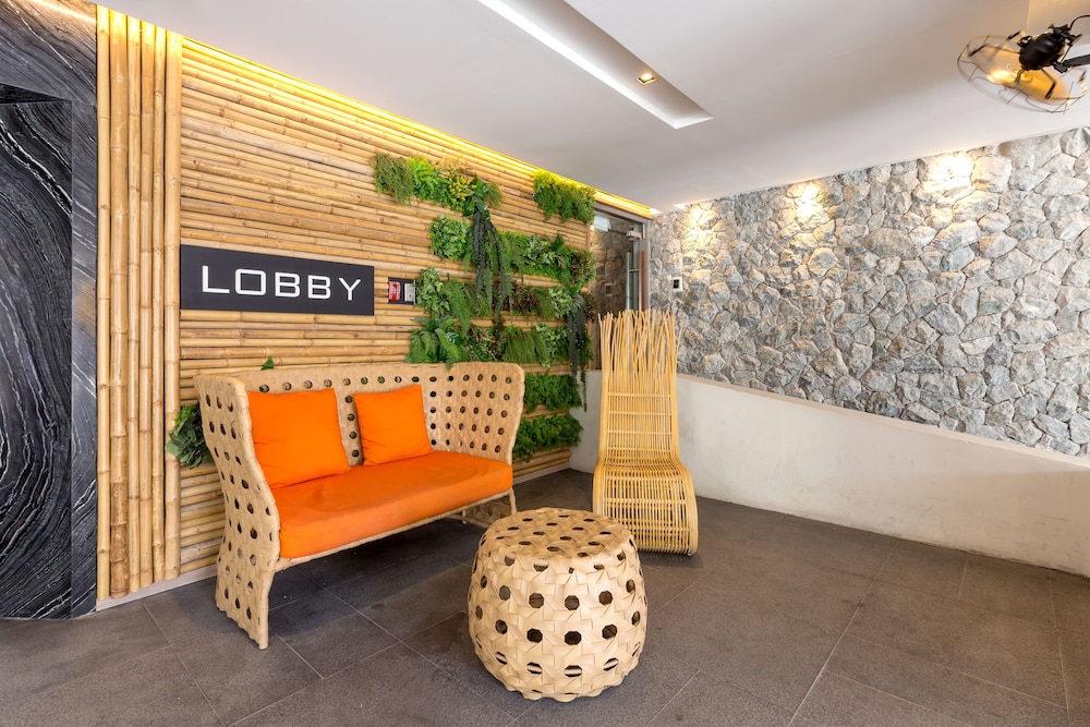 Lobby at Mercure Phuket Patong Journeyhub, PATONG BEACH