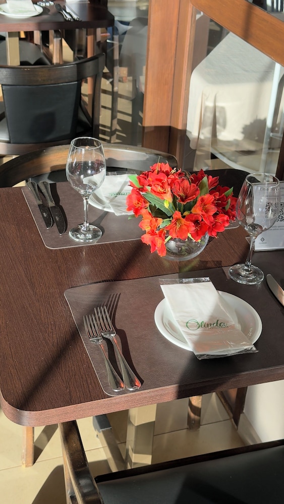 OLINDA HOTEL E EVENTOS 55/70