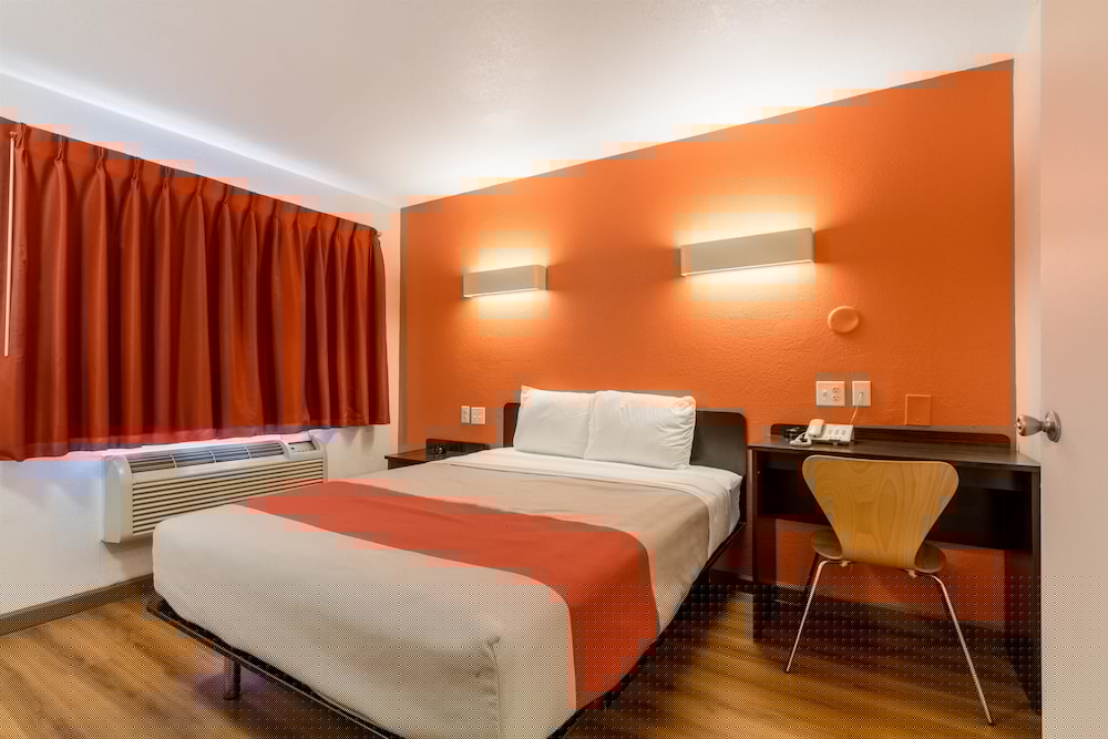 Motel6 Garland, TX - Dallas 20/44