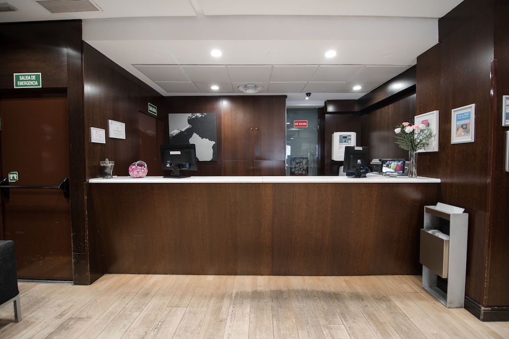 Petit Palace Cliper Gran Via 5/50