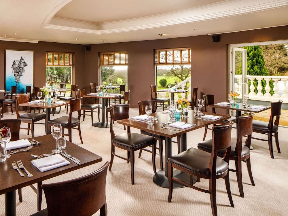 MERCURE CHESTER ABBOTS WELL HOTEL 32/50