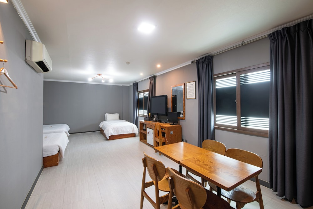 Gung Tourist Hotel 19/52
