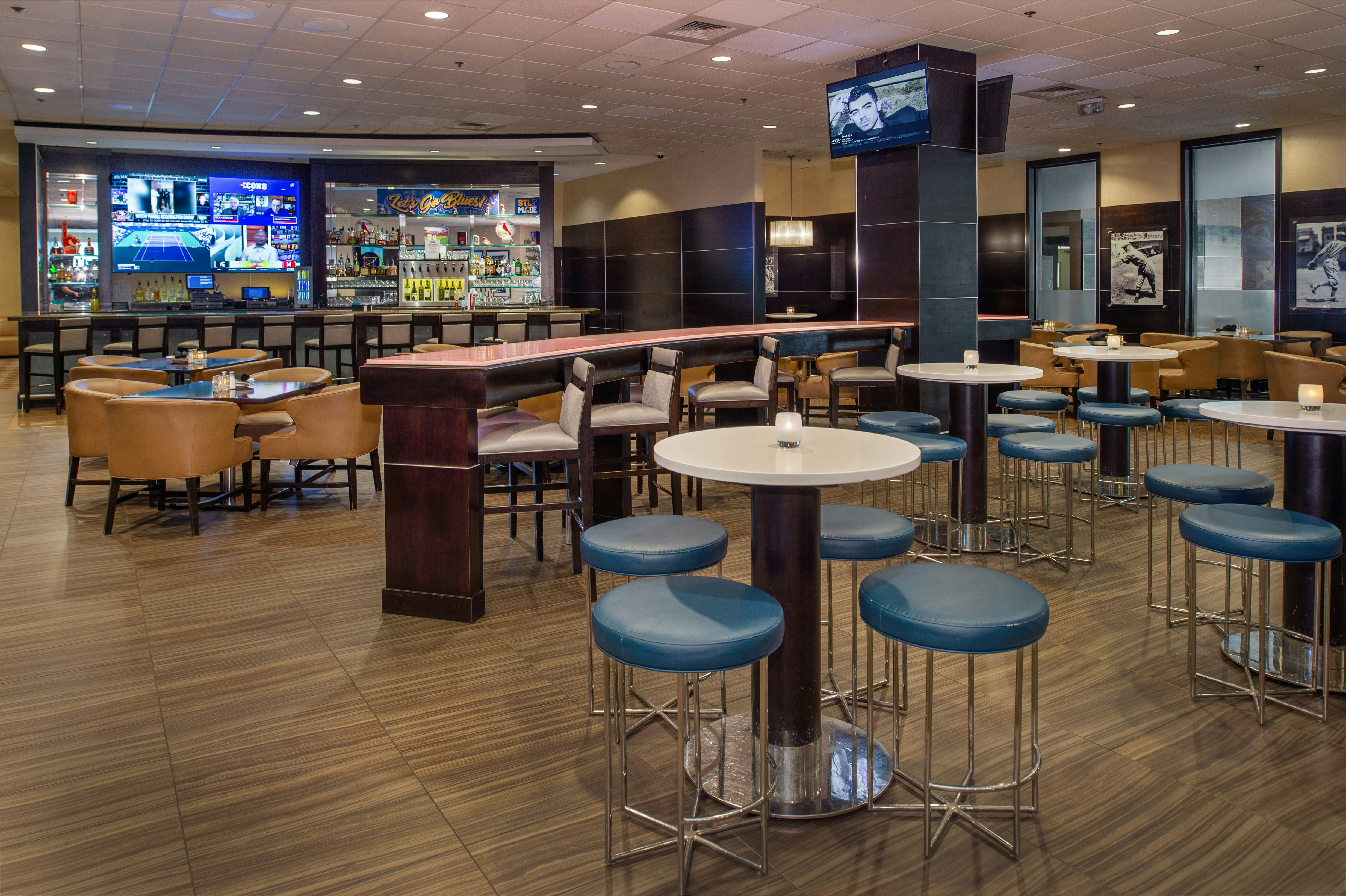 Hilton St. Louis at the Ballpark 44/72