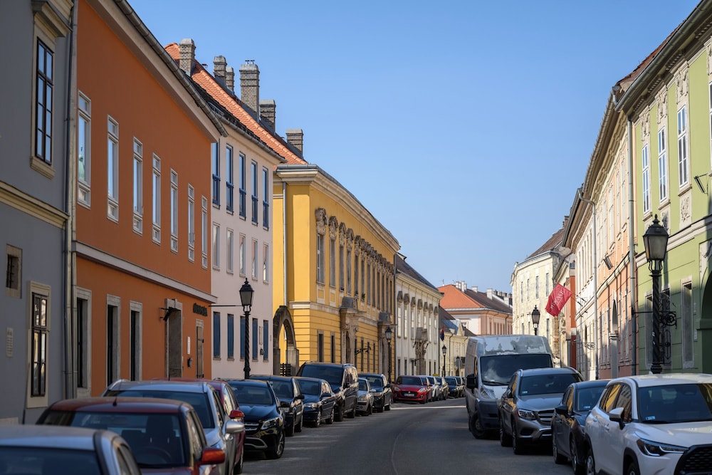 Buda Castle Fashion Hotel 58/66