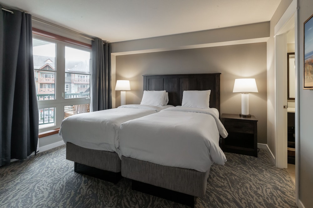 Village Suites Blue Mountain Resort 11/50