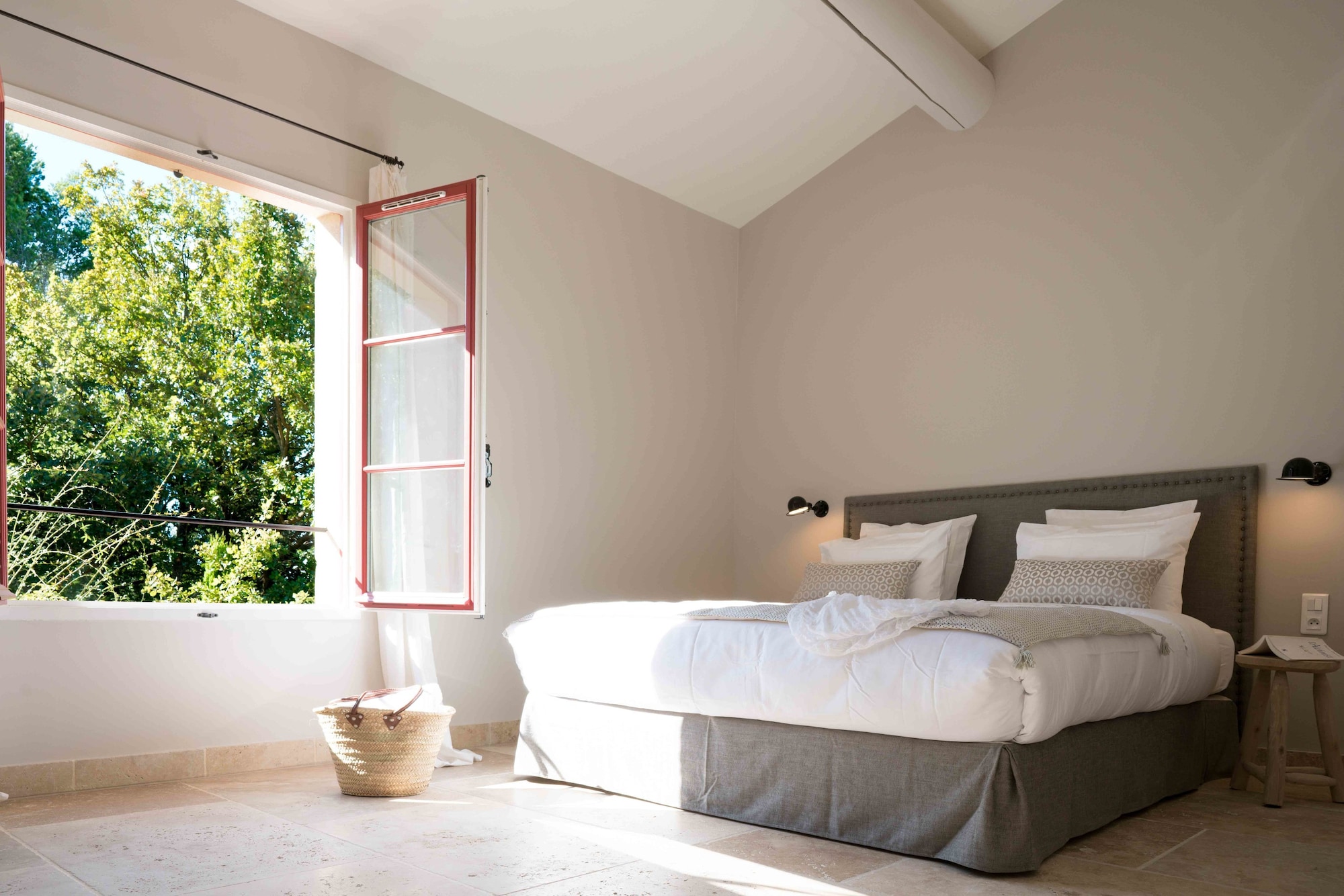 Cayanne, Luxury, Suite, King Bed, Park View