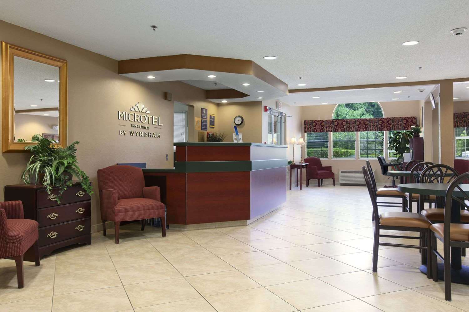 Microtel Inn & Suites by Wyndham Palm Coast I-95 7/29
