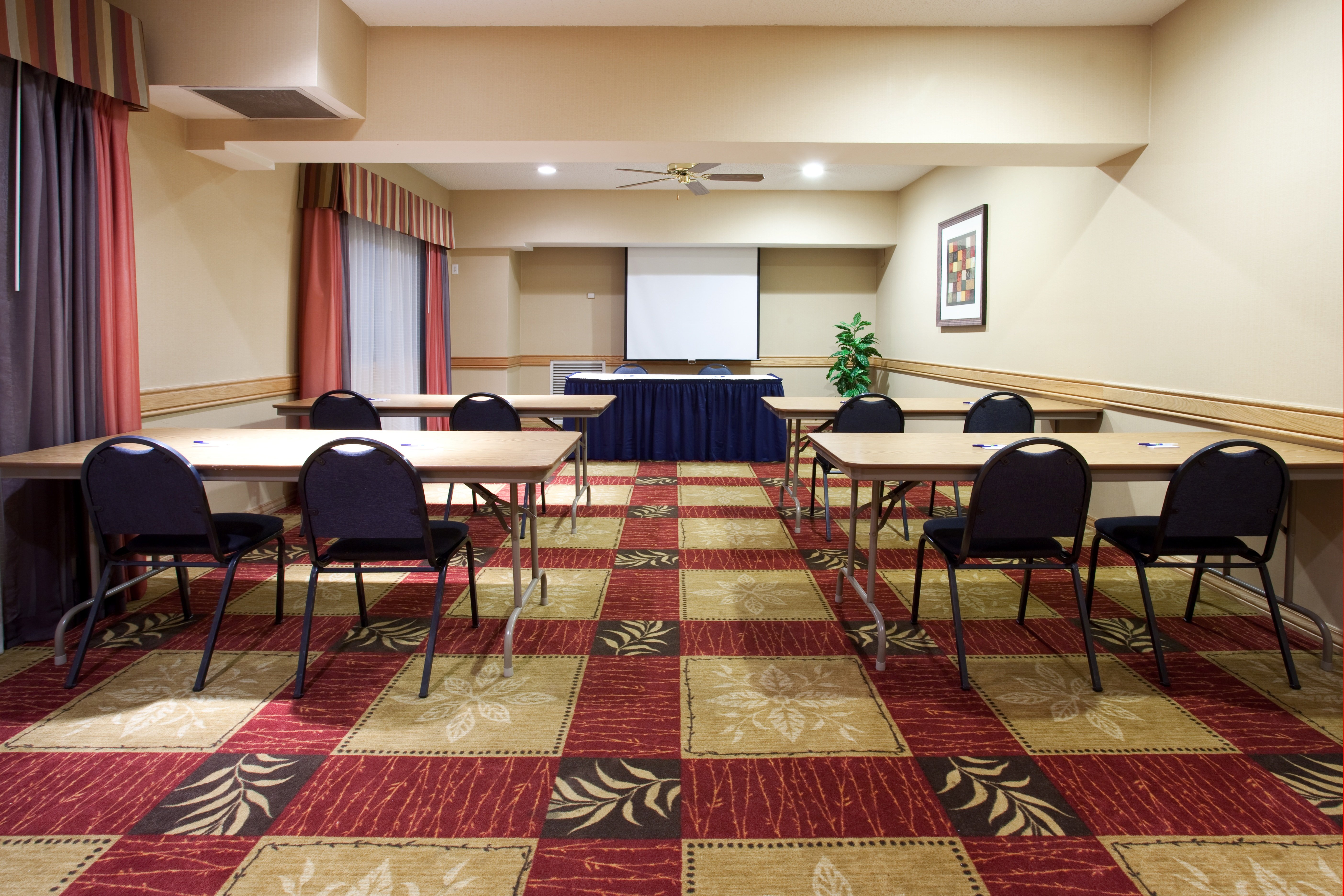 Holiday Inn Express Heber City 10/13