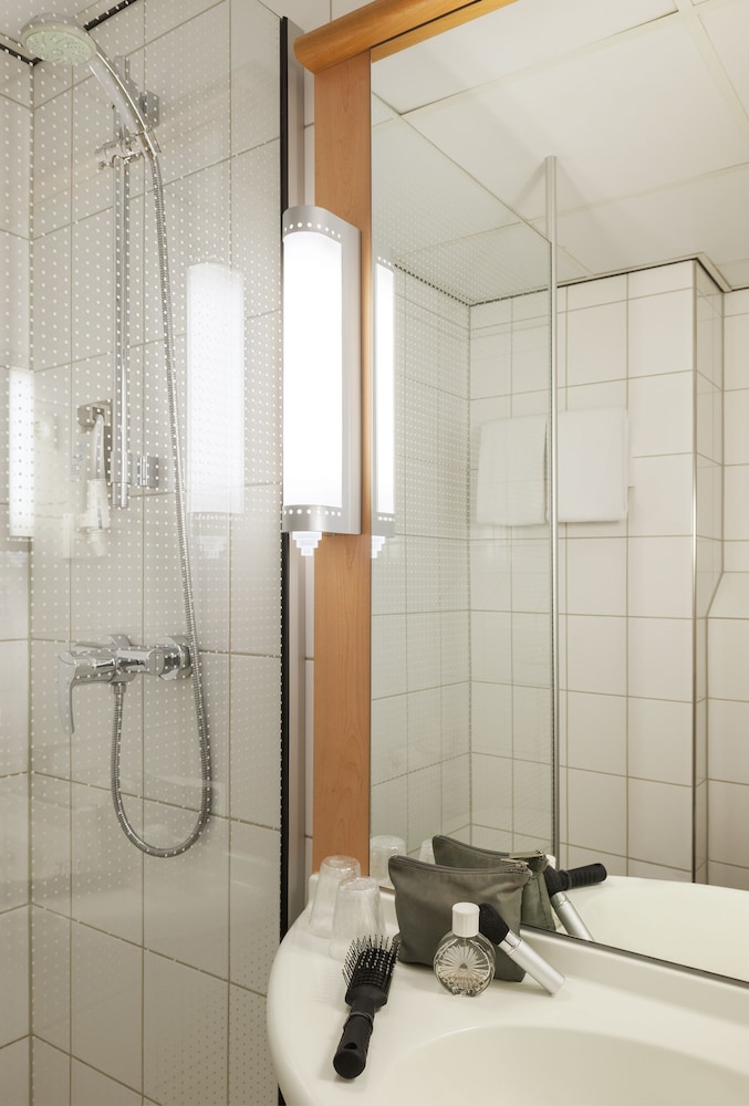 ibis Schiphol Amsterdam Airport 16/68