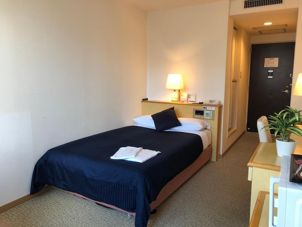 Hotel Livemax Budget Sapporo Ekimae 16/49