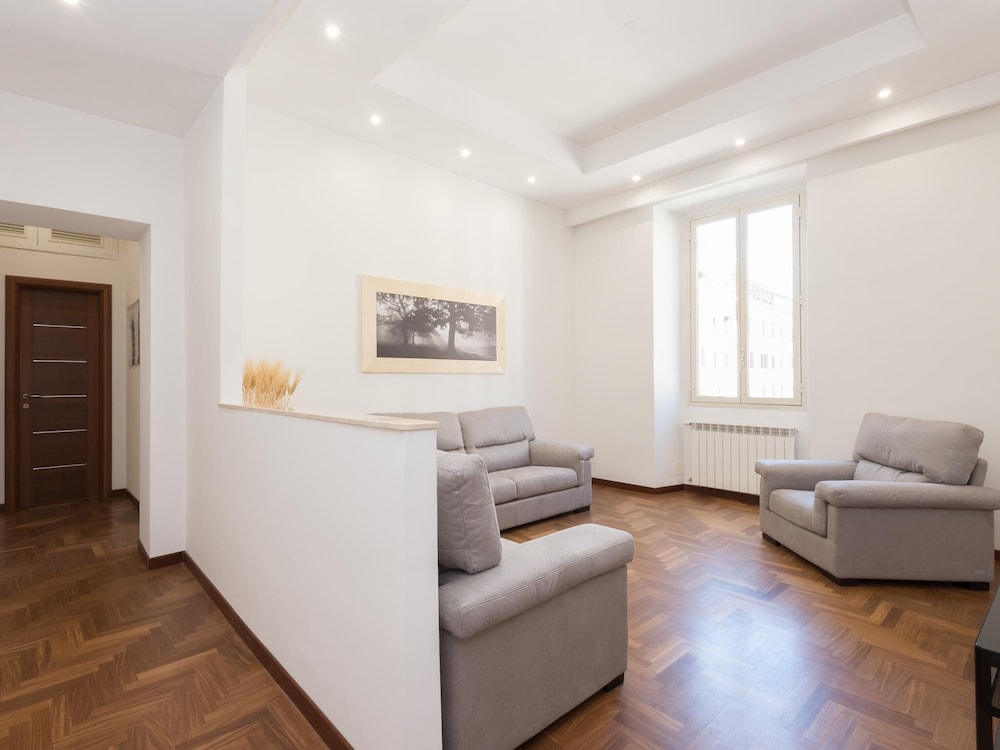 RSH Popolo Elegant Two Bedroom Apartment 9/27