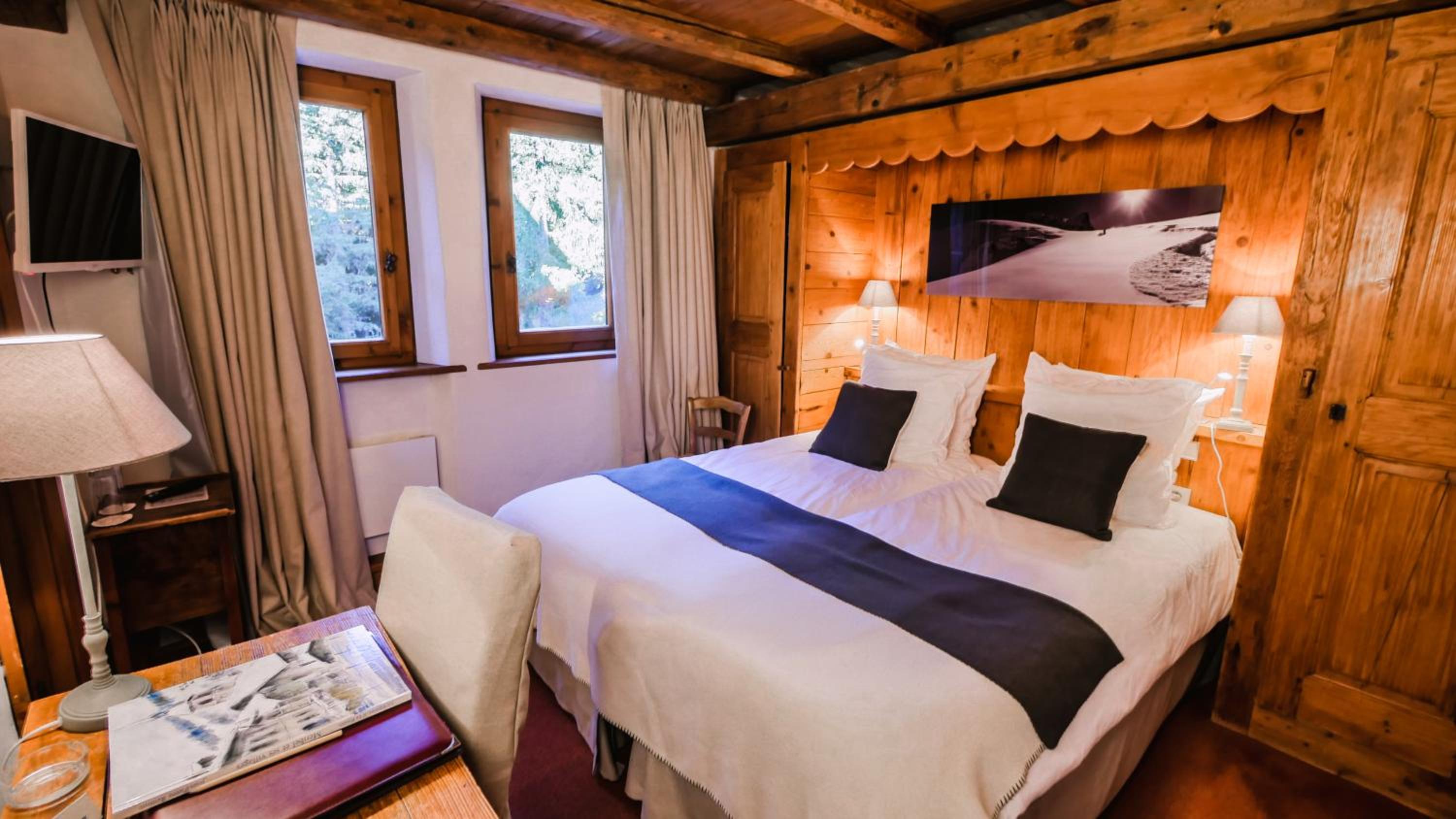 Standard, Double Bed, Forest View