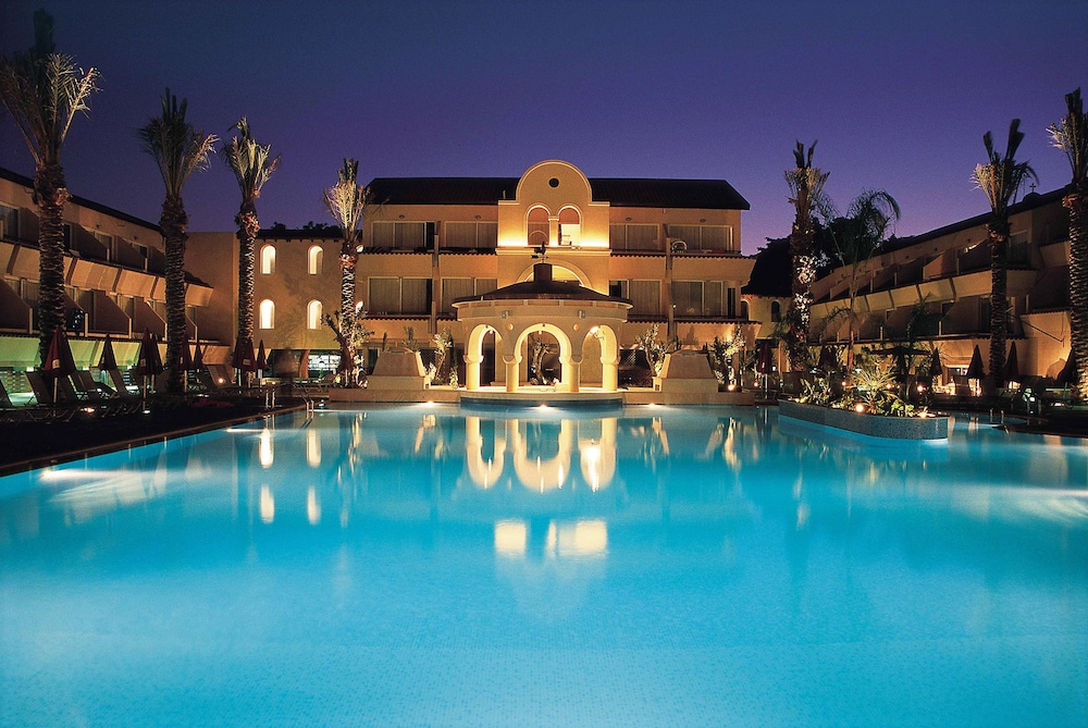 Napa Plaza Hotel-Adults Only 4/49