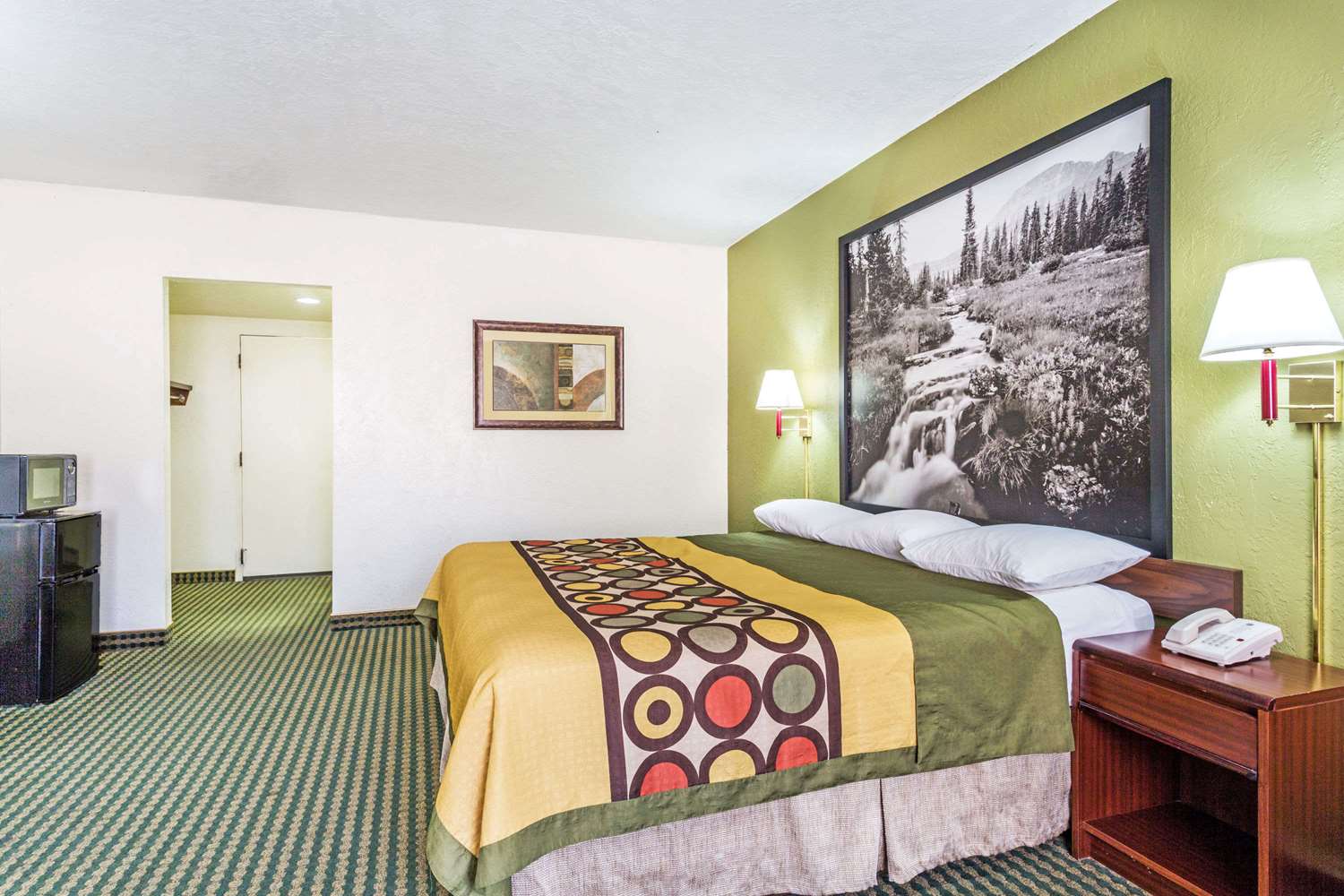 Super 8 by Wyndham Wendover 6/12