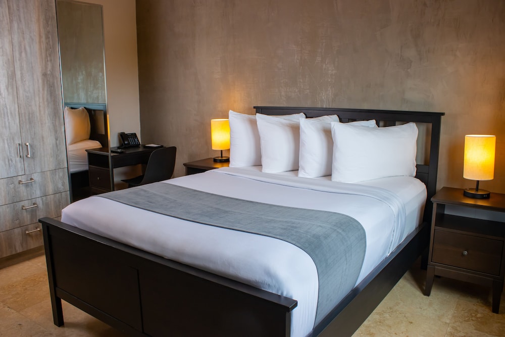 CIQALA Luxury Suites 22/75