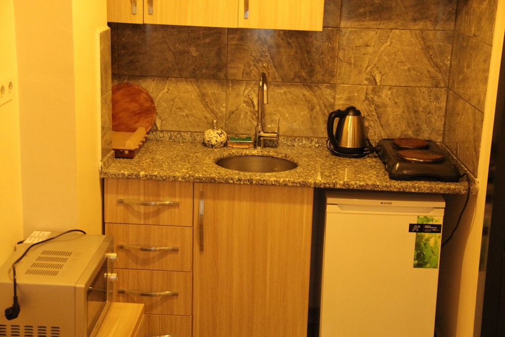 Jasmine Apartment 33/55