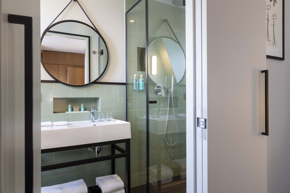 Le 37 Bis Hotel 46/50