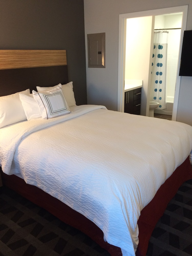 1 Bedroom, Suite, King Bed, Sofa, Accessible
