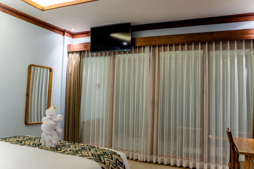 Blue Harbor Beachfront Villas Resto 31/48