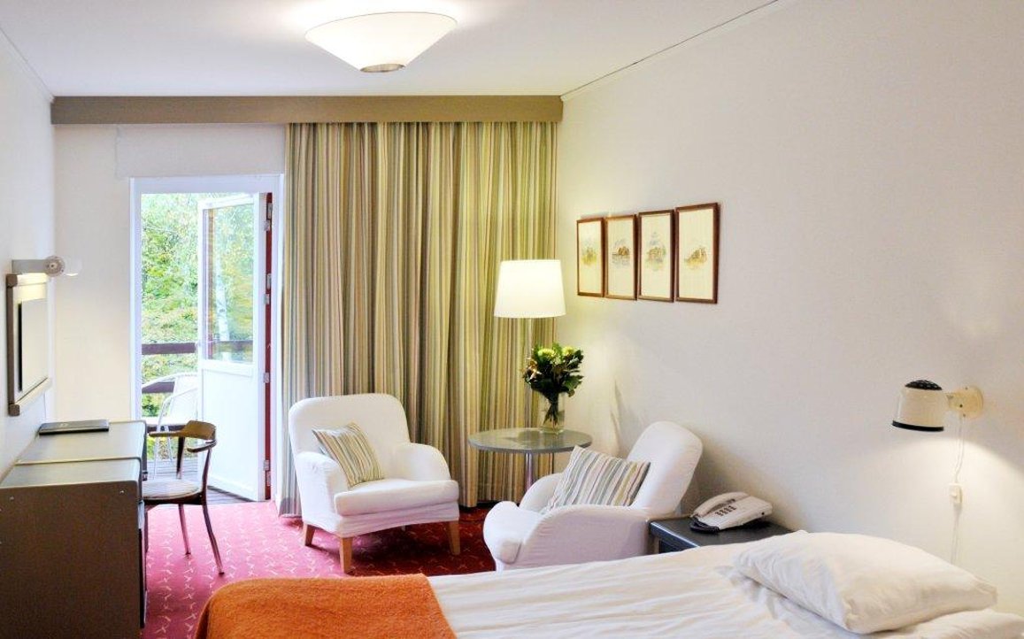 Dialog Hotel Ariston Lidingo 6/15