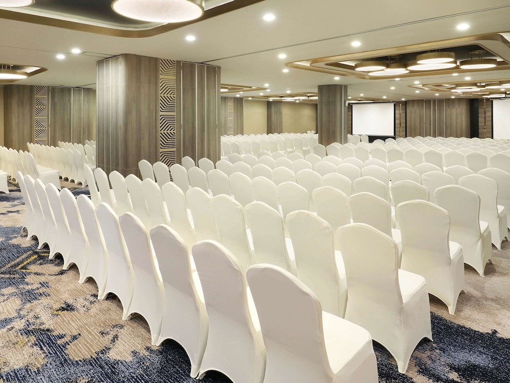 Mercure Makassar Nexa Pettarani 43/47