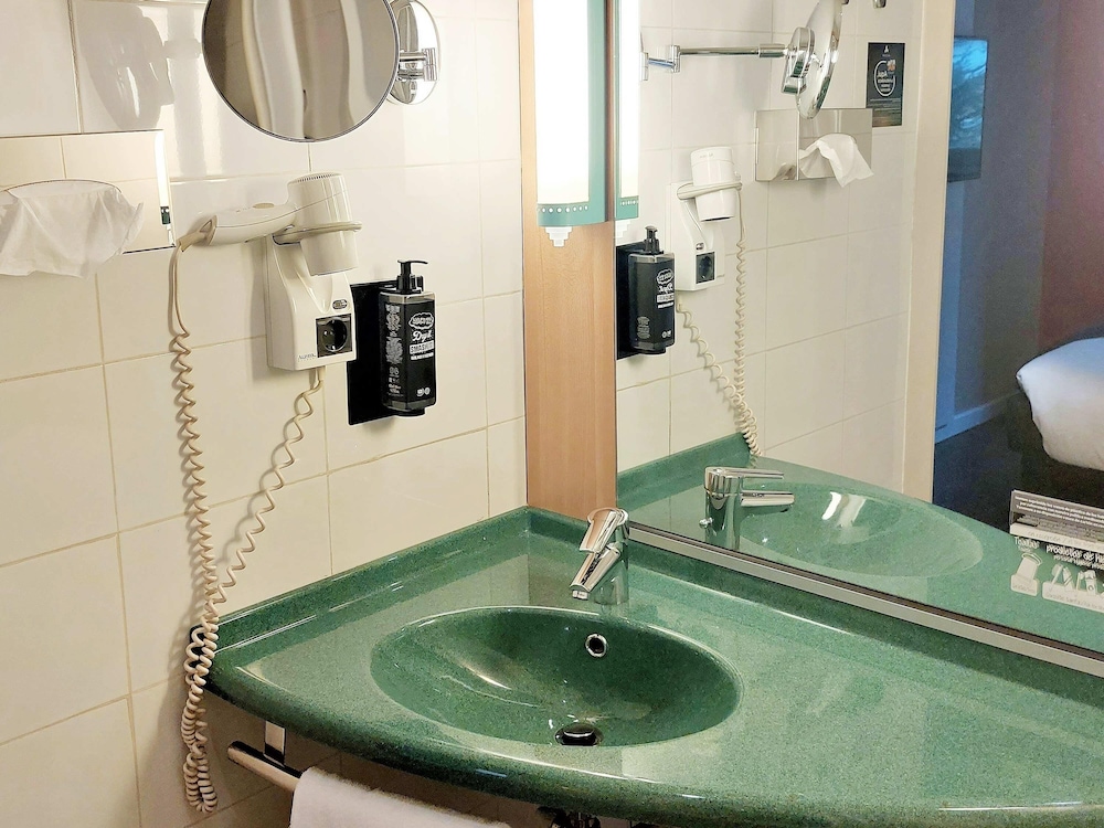Ibis Madrid Fuenlabrada 42/68