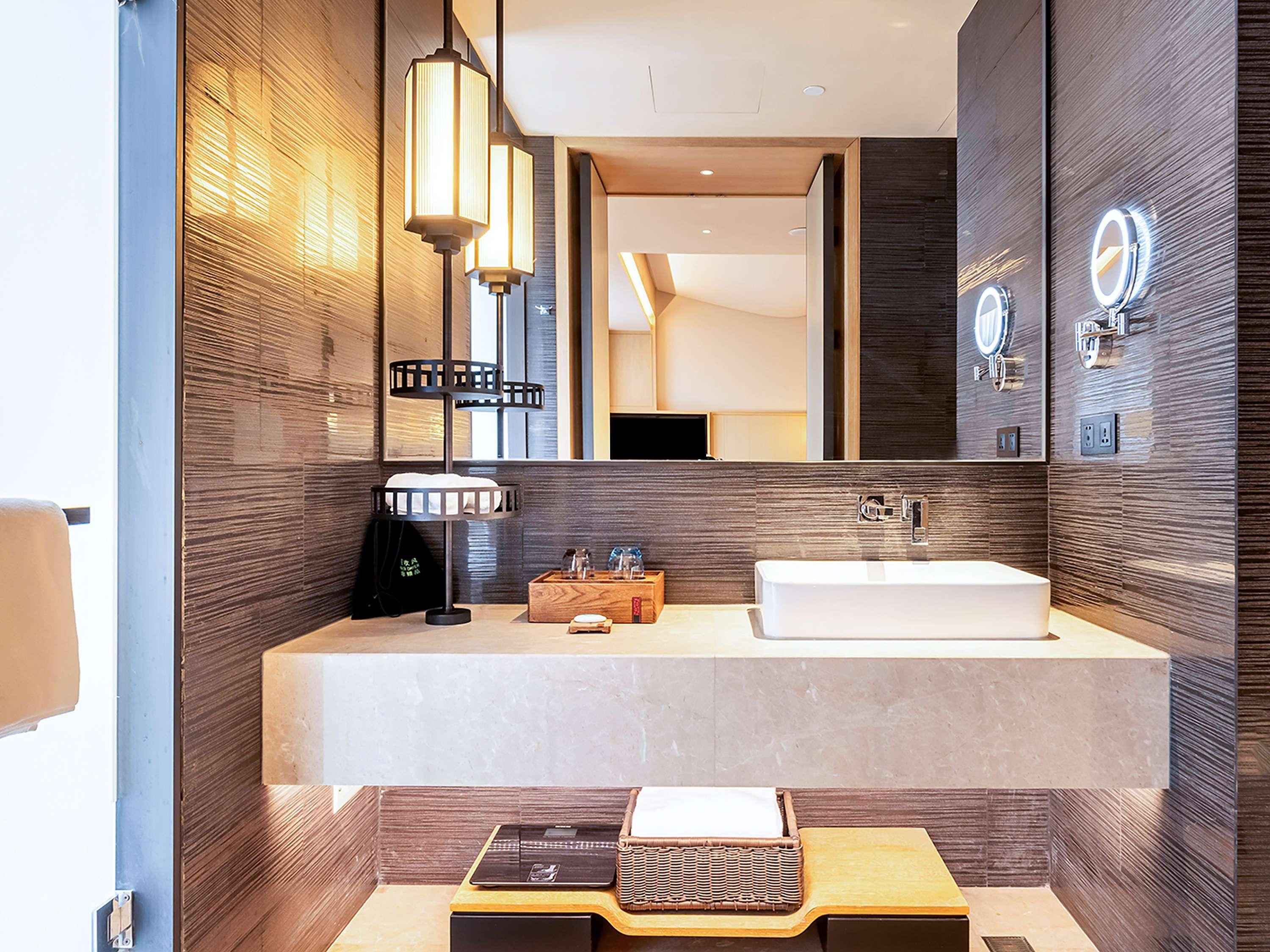 Swissotel Hot Spring Hotel Xian Xinxing 50/50