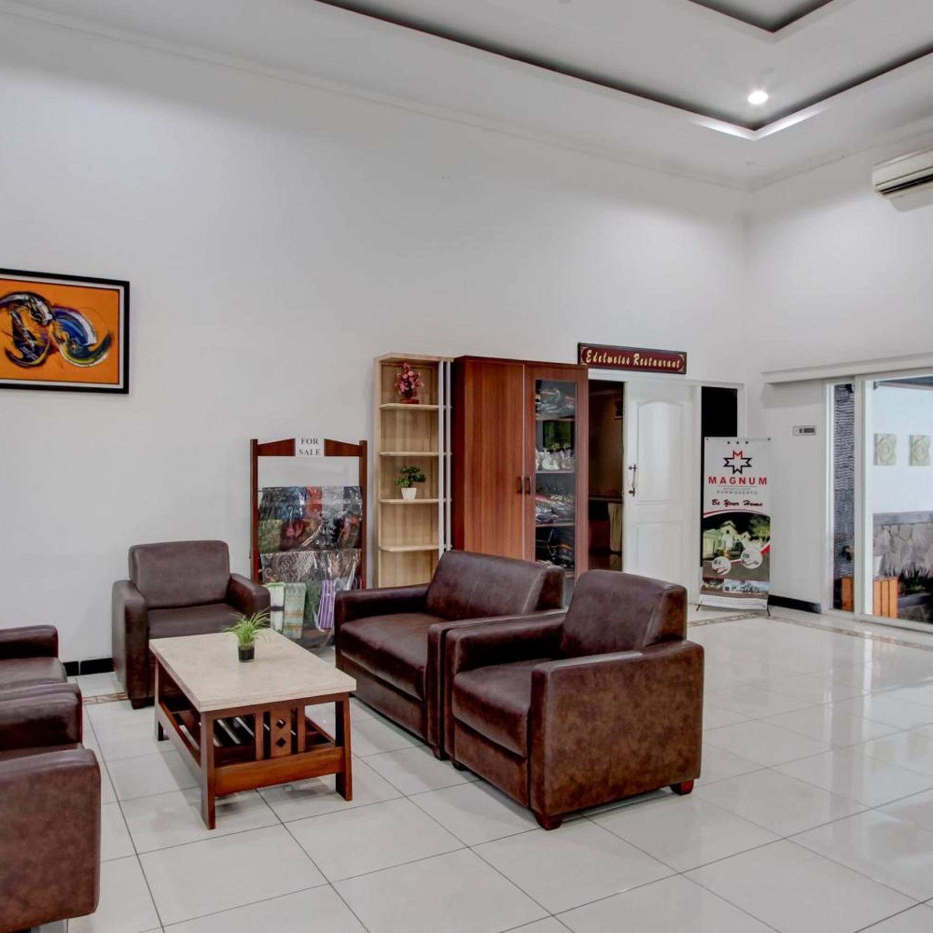 Townhouse Oak near Sokaraja Purwokerto formely Magnum Hotel & Resort 33/50