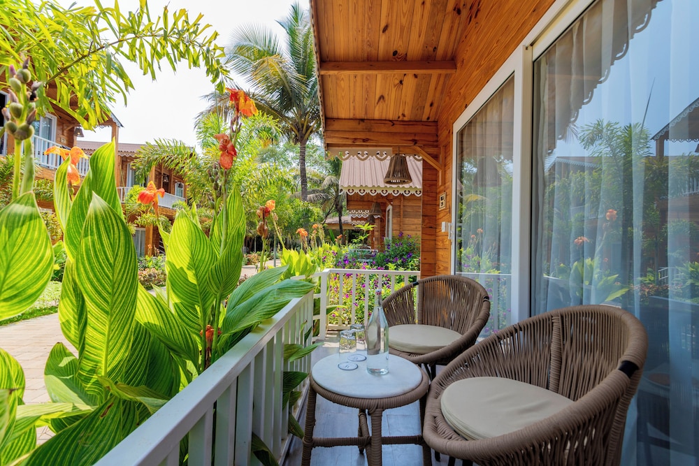 Aralea Beach Resort by Stone Wood Morjim 16/47