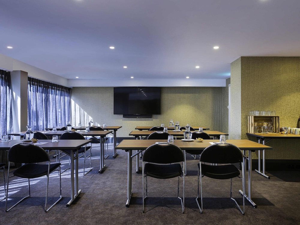 Movenpick Hotel Wellington 53/62