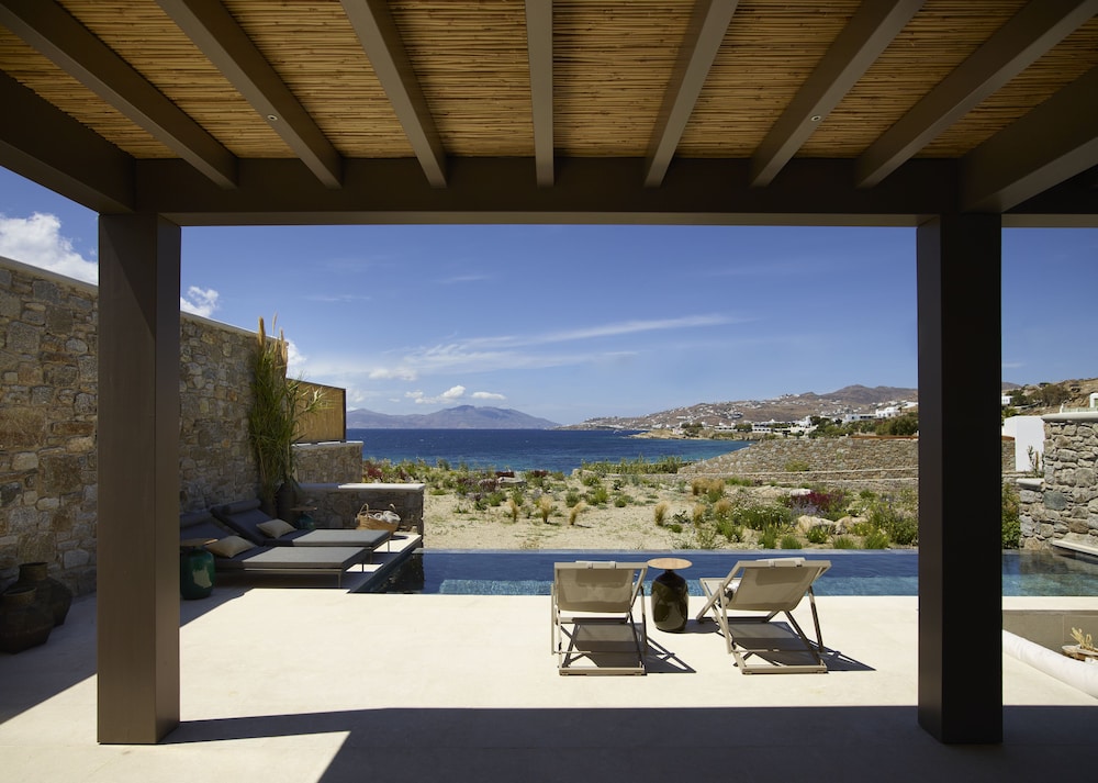 Bonzoe Homes & Villas 26/50